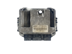 Ohjausyksikkö 8200355819 0281011644 23710 AW360 Nissan Bosch 45399