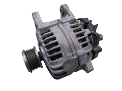 Laturi 8200660033 0124425071 Bosch Renault 58