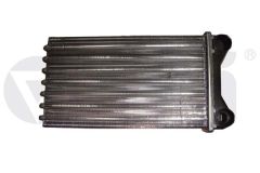Jäähdytin 8E1820031 88201771001 Audi Seat Vika