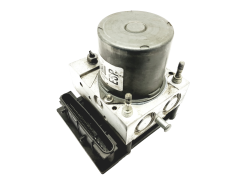 Abs-pumppu Alfa Romeo 147 51792630 0265950711 Bosch 46824