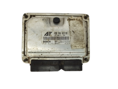 Moottorin Ohjausyksikkö 038906019NB 0281011821 5M21-12A650-CA Ford Bosch