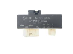 Ohjausyksikkö 1J0919506M 104400000 Audi Volkswagen 39710