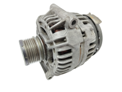 Laturi 0124415041 0986042770 Bosch 1.4 1.6 Renault Dacia