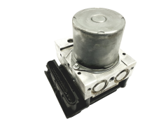 Abs-pumppu Mercedes B A0064310812 0265235225 Bosch 43119