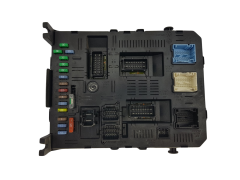 Ohjausyksikkö BSI 2004 H05 9661940480 PSA Johnson Controls 1686
