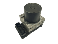 Abs-pumppu Skoda Fabia 6R0614417 0265800636 Bosch 64617