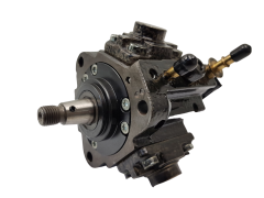 Ruiskutuspumppu Bosch 55254750 0445010424 0928400825 1.6 2.0 D Fiat 1061