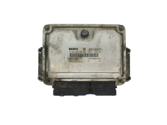 Ohjausyksikkö 0281010442 8200126983 8200049306 Renault Bosch 34300