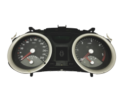 Kierroslukumittari Renault Megane 2 8200399695 B 47965