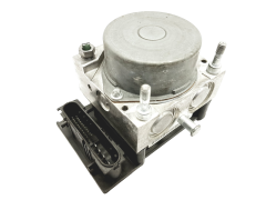 Abs-pumppu Clio 3 Renault 0265800559 8200747140 Bosch 35851