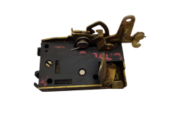Oven lukitusmekanismi Vasen Taka 913729 Peugeot 205 309 Kiekert 10613