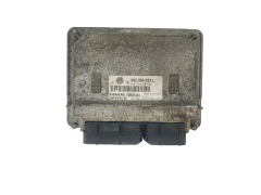 Ohjausyksikkö 03E906033L 5WP40194 05 VW Siemens 44579