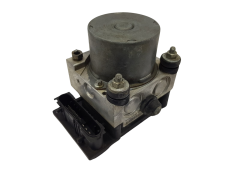 Abs-pumppu Renault 8200229137 0265800335 0265231333 Bosch 3939