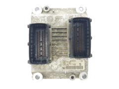 Moottorin Ohjausyksikkö Fiat 00551885980 0261208029 Bosch 19420