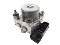 Abs-pumppu Toyota Yaris 89541-52031 44510-52190 Sumitomo 2072