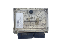 Ohjausyksikkö 038906012CL 0281010380 Skoda VW Bosch 63333