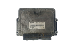 Ohjausyksikkö 55185365 0281010332 41AAA Alfa Romeo Bosch 47375