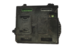 Ohjausyksikkö BCM 95 284B19091R S180180040 Renault Continental 24333