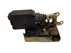 Oven lukitusmekanismi Vasen Taka 96056005 Citroen ZX Kiekert 11158