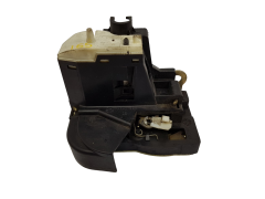 Oven lukitusmekanismi Oikea Etu 7701473172 Renault Clio 2 Megane I Scenic I Rockwell