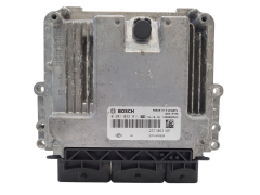 Ohjausyksikkö Dacia Dokker 237107632R 237106319R 0281032811 1.5 DCI