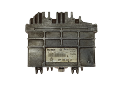 Ohjausyksikkö 030906026AC 0261203744/745 Volkswagen Bosch 17173