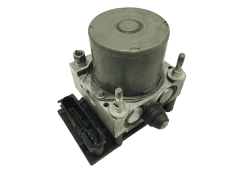 Abs-pumppu Opel Corsa C 13182319 0265800443 0265231583 Bosch 66181