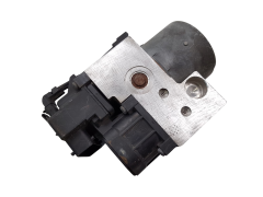 Abs-pumppu VW Audi 8E0614111 HL 0265216411 0273004132 2615