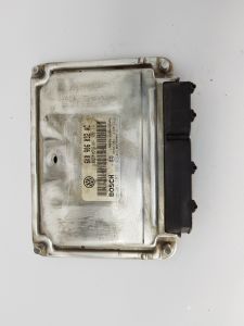 Ohjausyksikkö 6K0906032AC 0261207228 Seat Bosch 3731