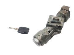 Virtalukko Ford Focus 3M51-3F880-AC SL-35 FoMoCo 1094