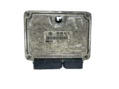 Ohjausyksikkö 038906012CE 0281010257 Skoda VW Bosch 50816