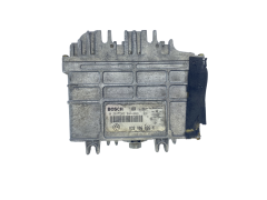 Ohjausyksikkö 0261203897/898 032906026H VW Bosch 55551