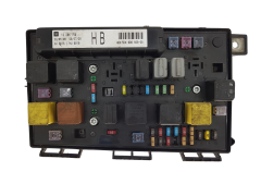 Moduuli 13206754 5DK008668-38 HB Opel GM 2165
