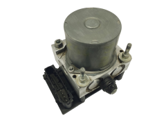 Abs-pumppu Opel Corsa C 13182319 0265800443 0265231583 Bosch 64556