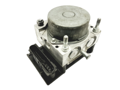 Abs-pumppu Renault Modus 8200747138 0265800558 Bosch 46668