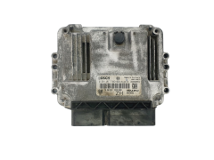 Ohjausyksikkö Opel 0281011943 55556829 8973785712 Bosch 45761