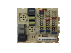 Ohjausyksikön moduuli BSI Ford 518783303 2M5T-14A073-BD