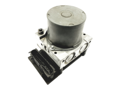 Abs-pumppu Renault Megane 2 Scenic 2 8200038695 Bosch 46729