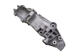 Moottorin kiinnike 117103703R 2.0 2.3 DCI Renault Opel Nissan