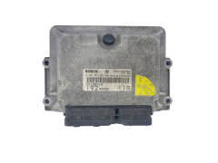 Ohjausyksikkö Fiat 55188214 0281011421 19242ADD Bosch 56062