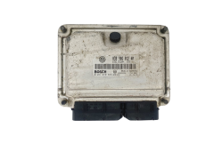 Ohjausyksikkö 038906012AM 0281010658 VW Bosch 44869