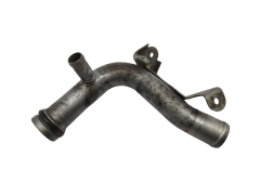 Vesiliitäntä 8200717364 8200370717 2.0DCI Renault Nissan