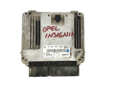 Ohjausyksikkö 55572702 0281015774 Opel Bosch