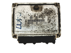 Ohjausyksikkö 0261206823 030906032AS VW Bosch 19074