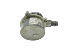 Alipainepumppu 8200113585 72238912 Pierburg Renault 1.5 DCI