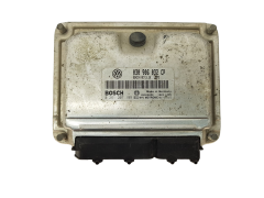 Ohjausyksikkö 030906032CP 0261207199 Volkswagen Bosch 15168