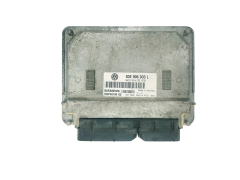 Ohjausyksikkö 03E906033L 5WP40194 05 VW Siemens 32448