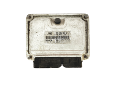 Ohjausyksikkö 045906019C 0281010697 VW Bosch 24868