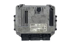 Ohjausyksikkö 0281013332 9664257580 9653958980 EDC16C34 PSA Bosch 53361