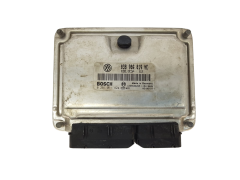 Ohjausyksikkö 038906019NE 0281011824 Seat Bosch 3434